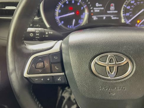 Used 2022 Toyota Highlander Limited AWD/4WD image 19
