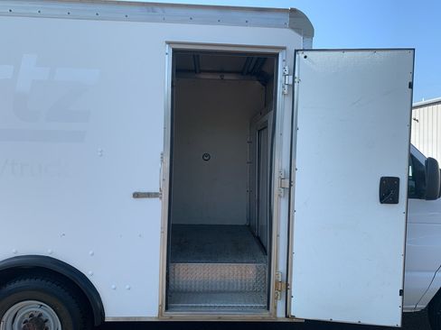 Used 2022 Ford E-350 and Econoline 350 Super Duty w/ Power Windows & Locks Group RWD image 30