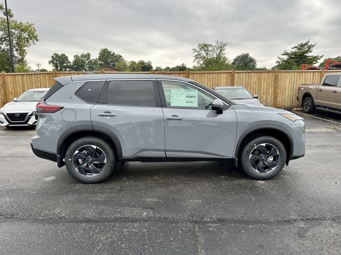 New 2026 Nissan Rogue SV image 15
