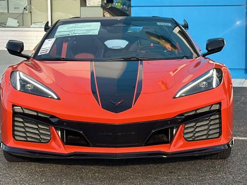 New 2027 Chevrolet Corvette Grand Sport w/ Z52 Sport Performance Package RWD image 2