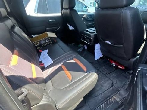 Used 2020 GMC Sierra 1500 AT4 w/ AT4 Premium Package AWD/4WD image 9
