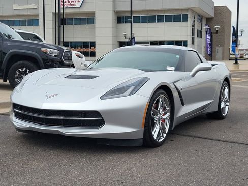 Used 2019 Chevrolet Corvette Stingray Coupe w/ 2LT Preferred Equipment Group RWD image 8