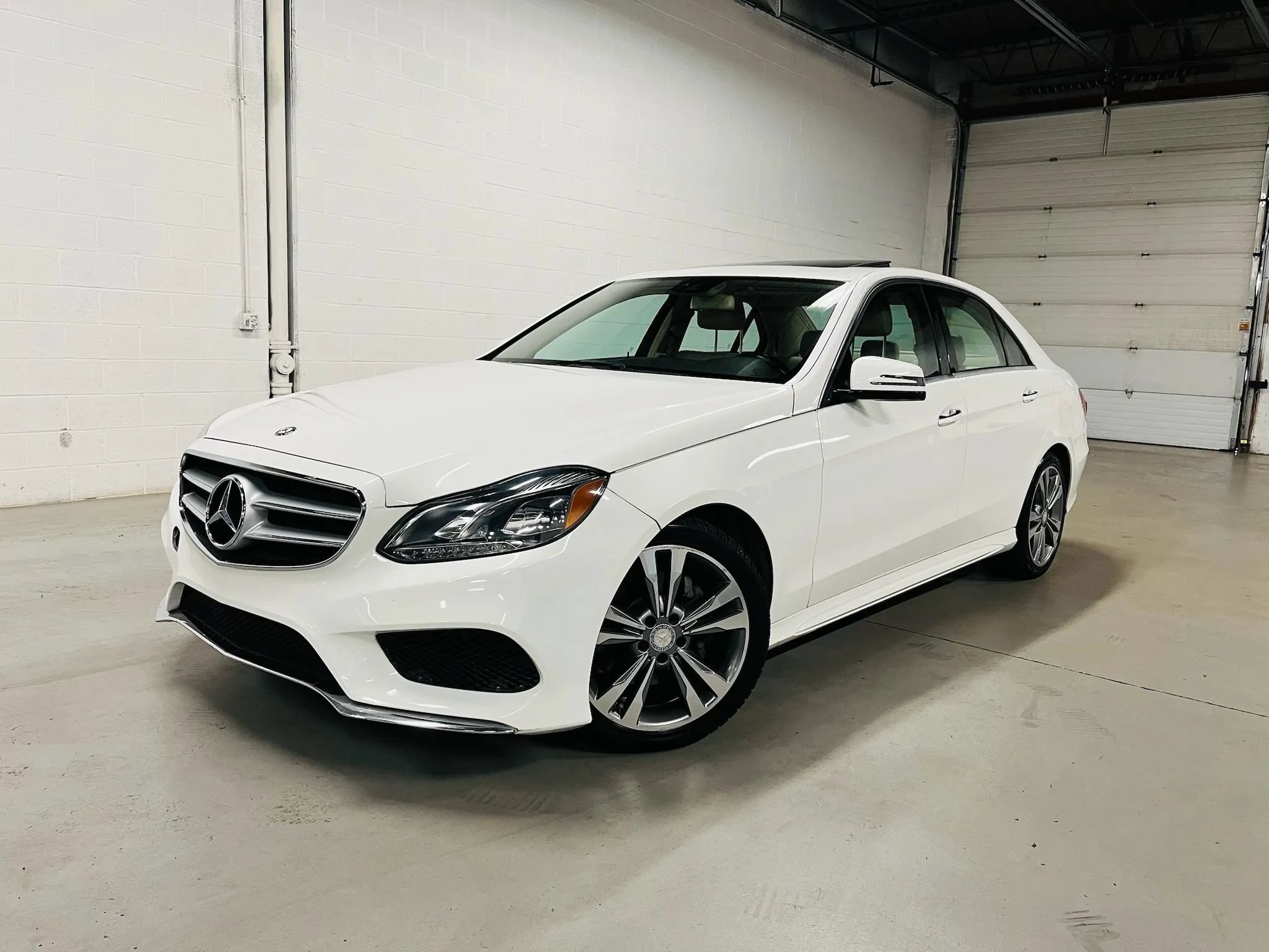 Used 2014 Mercedes-Benz E 350 Sedan image 1