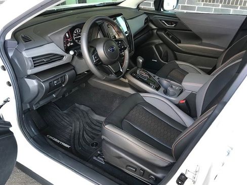 Certified 2025 Subaru Crosstrek 2.5i Limited w/ Popular Package #4A image 5