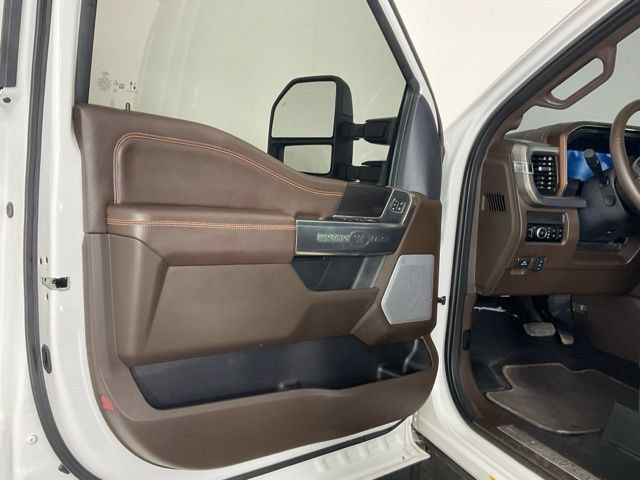 Used 2026 Ford F450 King Ranch AWD/4WD image 13