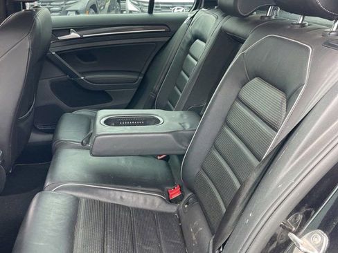 Used 2019 Volkswagen Golf R 4-Door AWD/4WD image 10