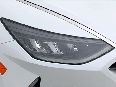 Used 2022 Hyundai Sonata SE w/ Cargo Package FWD image 23