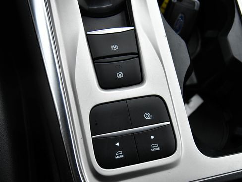 Used 2023 Ford Explorer XLT w/ Equipment Group 202A image 27