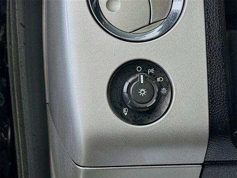 Used 2017 Ford Expedition EL XLT w/ Equipment Group 201A image 10