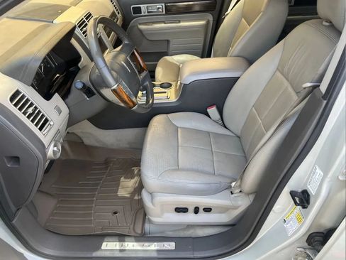 Used 2007 Lincoln MKX AWD image 7