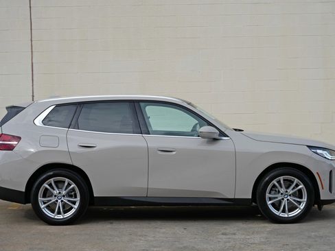 Used 2025 BMW X3 xDrive30i w/ Convenience Package AWD/4WD image 49
