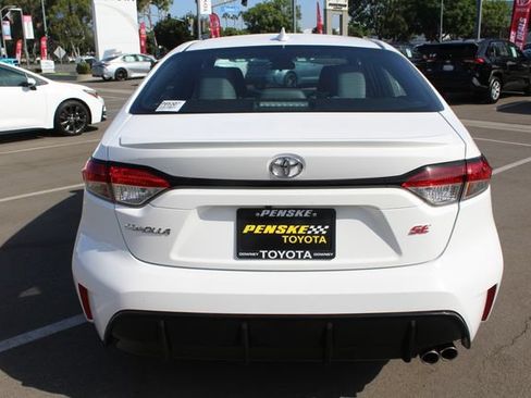 Certified 2026 Toyota Corolla SE w/ Carpet Mat Package (TMS) FWD image 14