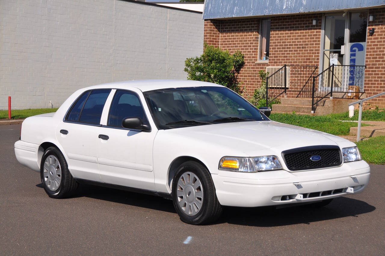 Used 2006 Ford Crown Victoria Police Interceptor RWD image 5
