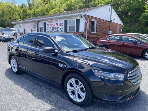 Used 2016 Ford Taurus SE FWD image 3