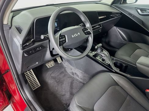 Certified 2025 Kia Niro EX Touring image 20