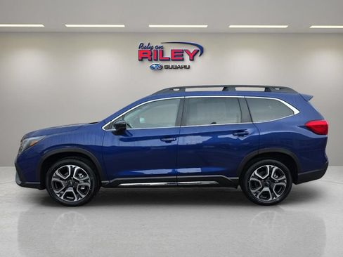 Used 2026 Subaru Ascent Limited AWD/4WD image 2