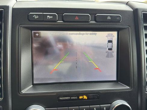 Certified 2019 Ford Expedition Limited w/ Cargo Package image 27