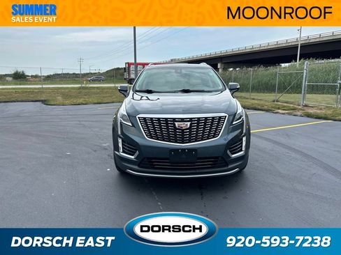 Used 2021 Cadillac XT5 Premium Luxury FWD image 3