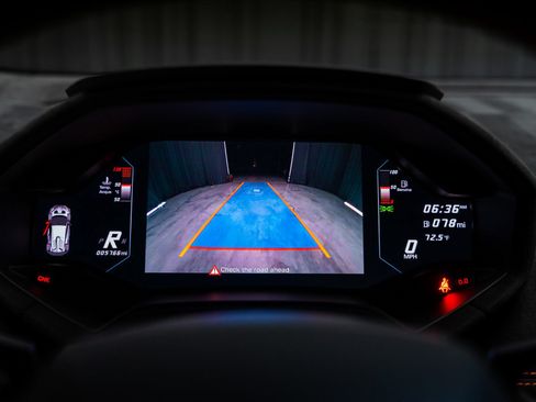 Used 2021 Lamborghini Huracan STO RWD image 63
