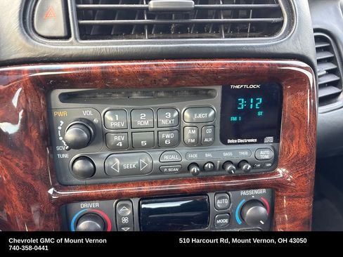 Used 2002 Chevrolet Corvette Coupe w/ Preferred Equipment Group2 image 21