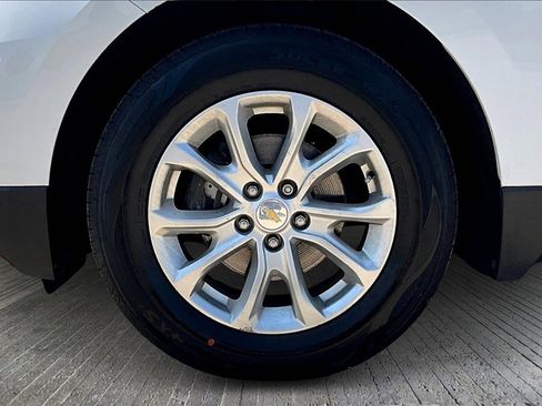 Used 2019 Chevrolet Equinox LT image 8