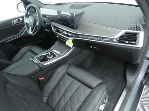 Used 2026 BMW X5 sDrive40i RWD image 19