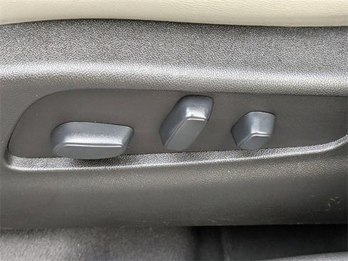 Used 2021 Cadillac XT4 Premium Luxury w/ Driver Awareness Package image 21