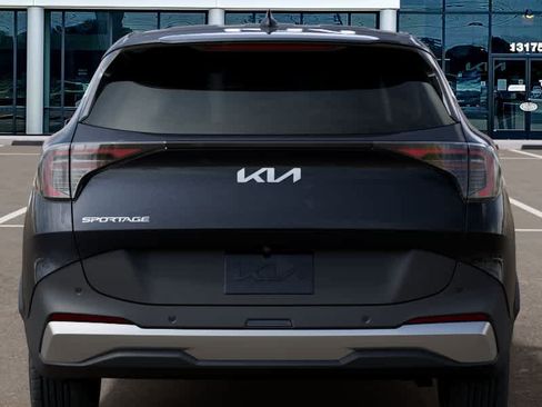 New 2026 Kia Sportage EX FWD image 13