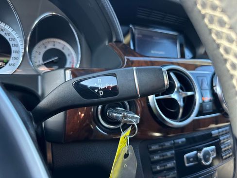 Used 2013 Mercedes-Benz GLK 350 4MATIC image 28