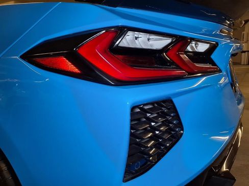 Used 2022 Chevrolet Corvette Stingray Coupe w/ Engine Appearance Package RWD image 16