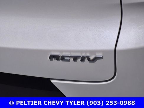 Used 2025 Chevrolet TrailBlazer ACTIV w/ Convenience Package FWD image 10