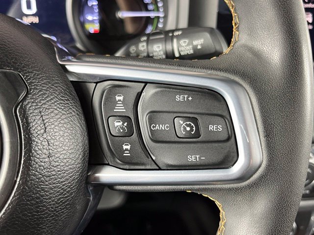 Used 2024 Jeep Wrangler Unlimited Sahara AWD/4WD image 15