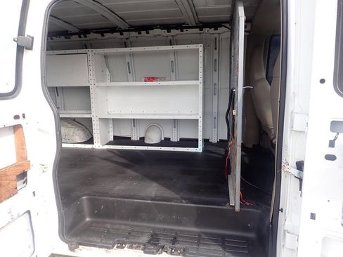 Used 2000 Chevrolet Express 3500 Extended image 24