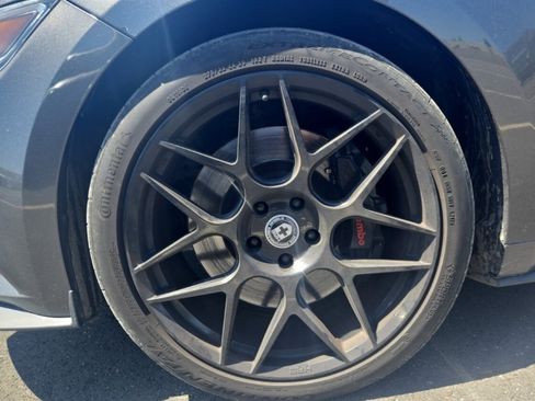 Used 2016 Ford Mustang GT Premium w/ GT Performance Package RWD image 8