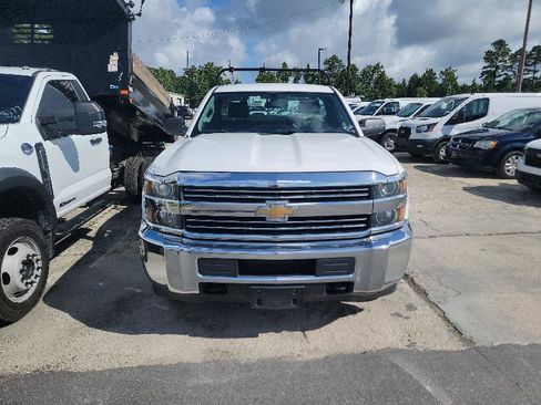Used 2015 Chevrolet Silverado 2500 W/T RWD image 3