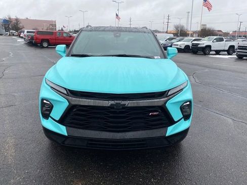 Used 2023 Chevrolet Blazer RS w/ Driver Confidence II Package image 2