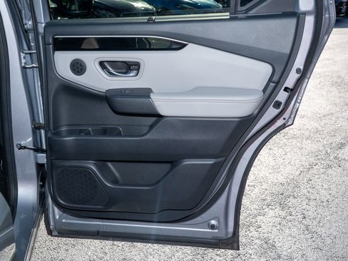 Used 2023 Honda Pilot EX-L image 15