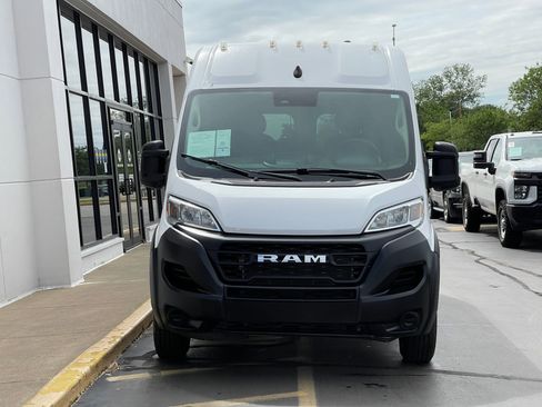 Used 2023 RAM ProMaster 2500 FWD image 8