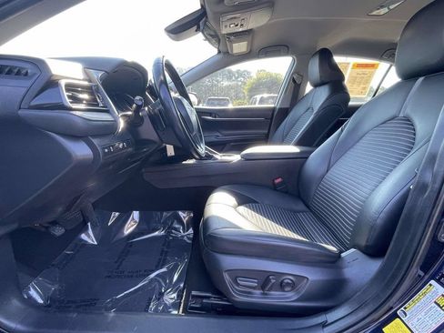 Used 2022 Toyota Camry SE FWD image 20