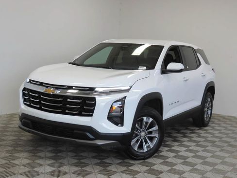 Used 2025 Chevrolet Equinox LT FWD image 1