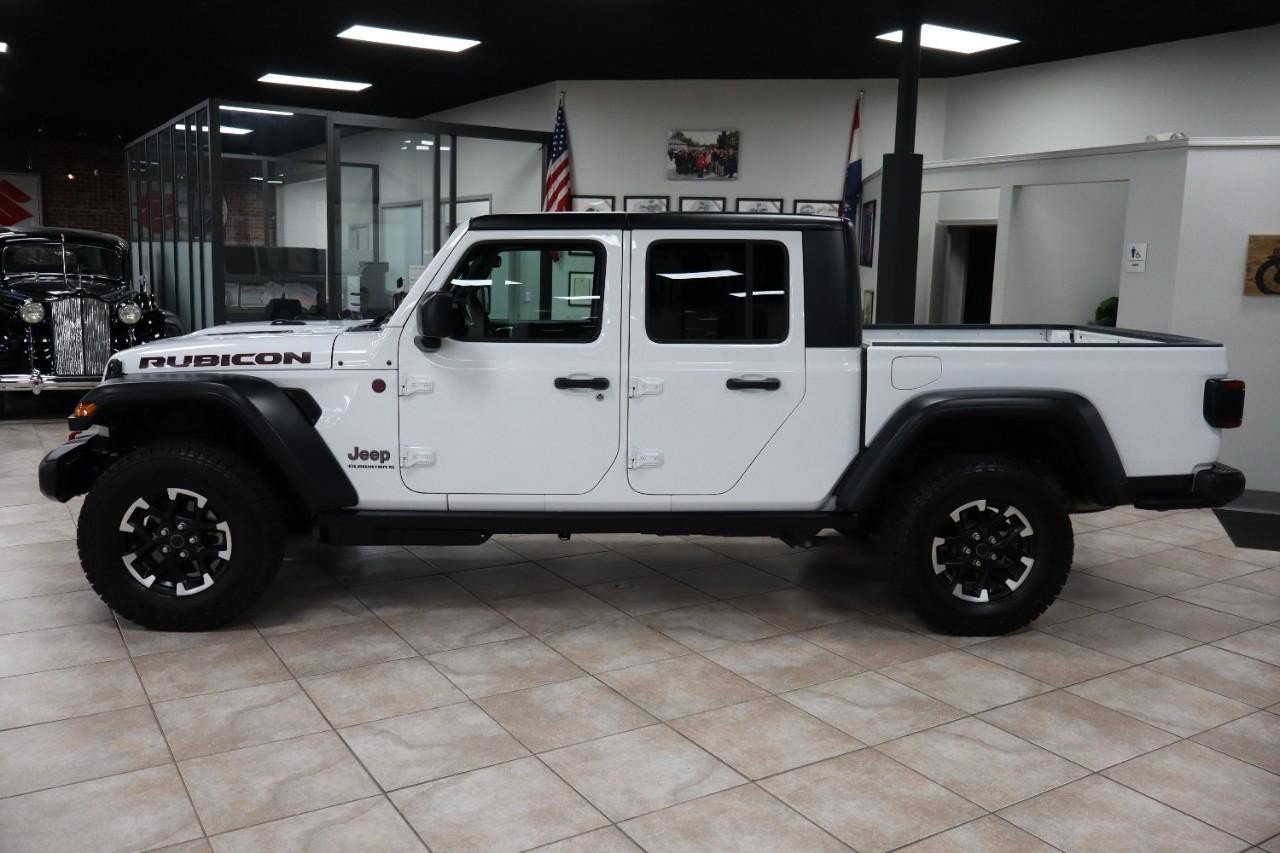Used 2026 Jeep Gladiator Rubicon AWD/4WD image 2