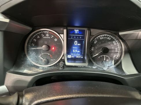 Used 2021 Toyota Tacoma 4x4 Double Cab image 12