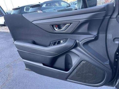 Used 2024 Subaru Outback Premium image 19