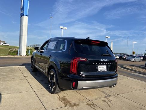 Used 2025 Kia Telluride S image 15