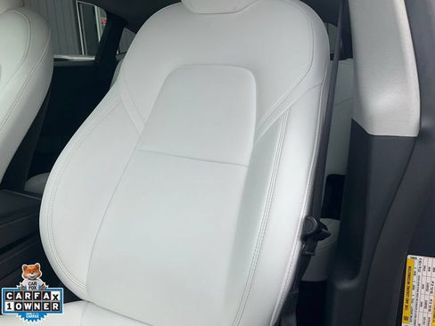 Used 2023 Tesla Model Y Long Range AWD/4WD image 18