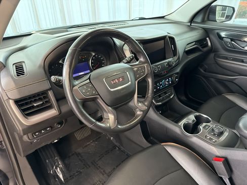 Used 2022 GMC Terrain AT4 w/ Tech Package AWD/4WD image 4