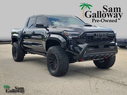 Used 2025 Toyota Tacoma TRD Pro AWD/4WD image 1