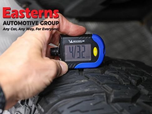 Used 2023 Toyota Tacoma SR AWD/4WD image 27