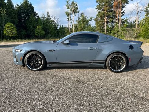 Used 2024 Ford Mustang GT RWD image 5