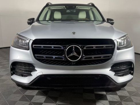 Used 2022 Mercedes-Benz GLS 450 4MATIC image 11